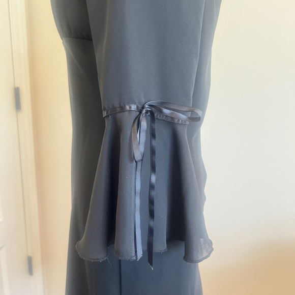 City Triangles Black Cocktail Dress with Square Neck - Picture 4 of 5